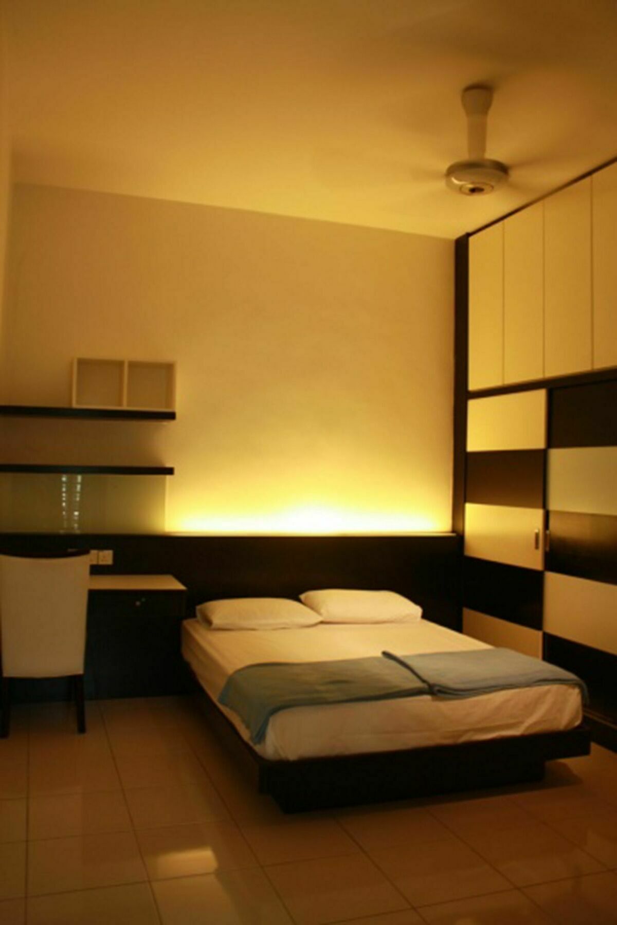 Вилла 67 First Island Bukit Jambul Экстерьер фото